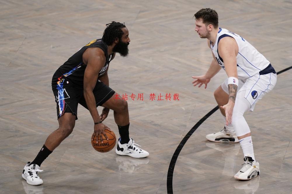 东契奇到底是更像詹姆斯还是哈登，看看独行侠有他没他就明白了-第2张图片